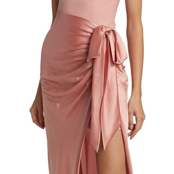 Cinq à Sept
Marian Draped Gown - Picture 5 of 13